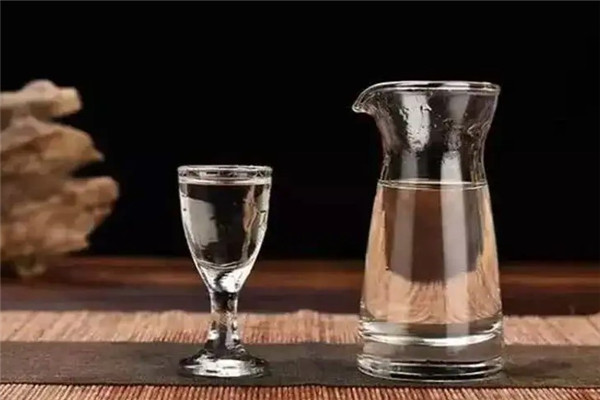 卡拉米诺白酒