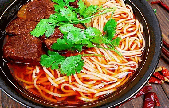 冠云牛肉面馆