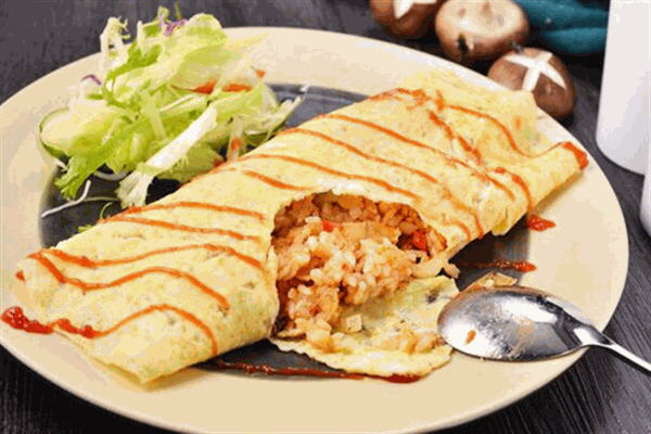 黄响咖喱蛋包饭