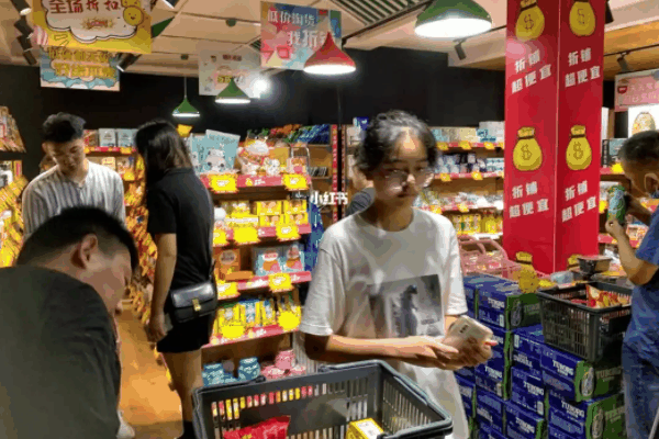 临期食品折扣店加盟
