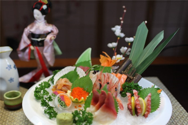 鸟屋烧鸟居酒屋加盟