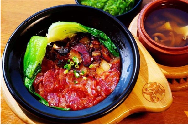 煲小六煲仔饭