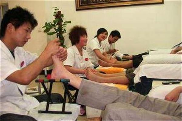 张氏修脚堂