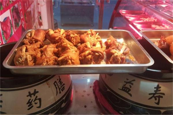 宫廷瓦罐熟食