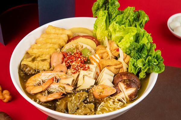豆丁捞捞麻辣烫加盟