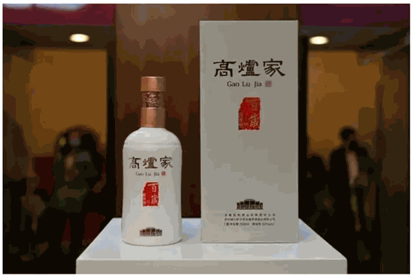 高炉福白酒