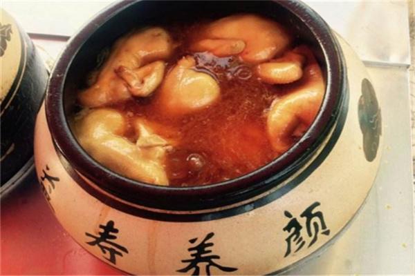 宫廷瓦罐熟食