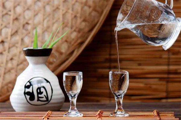 三架山白酒