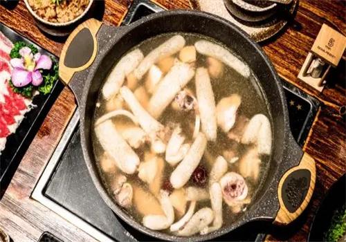 探窝竹笙椰子鸡