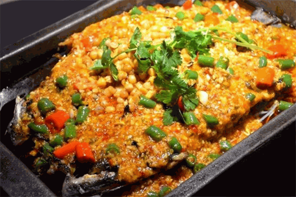 愚小泰烤鱼饭加盟