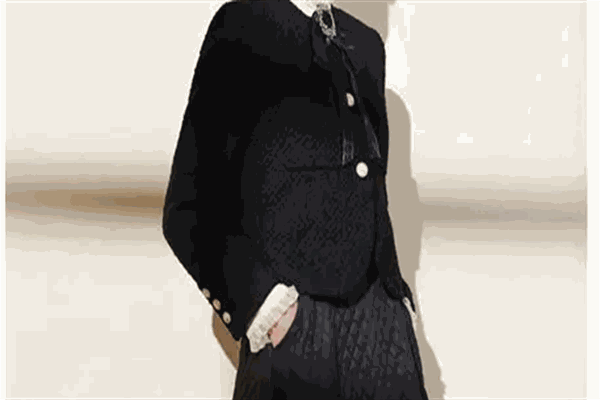 爱依俏女装加盟