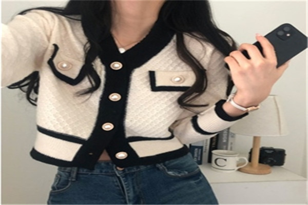 果果品牌女装折扣店
