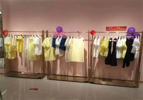 阳光心动女孩服装