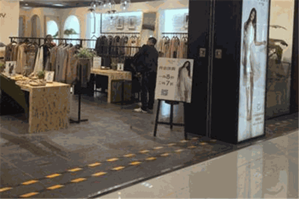 可明外贸服装加盟