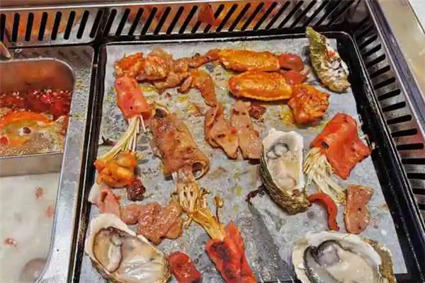 围炉海鲜烤肉自助加盟