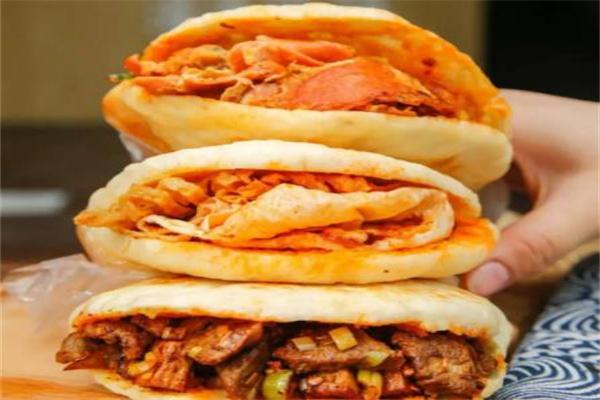 三块灌汤烧饼