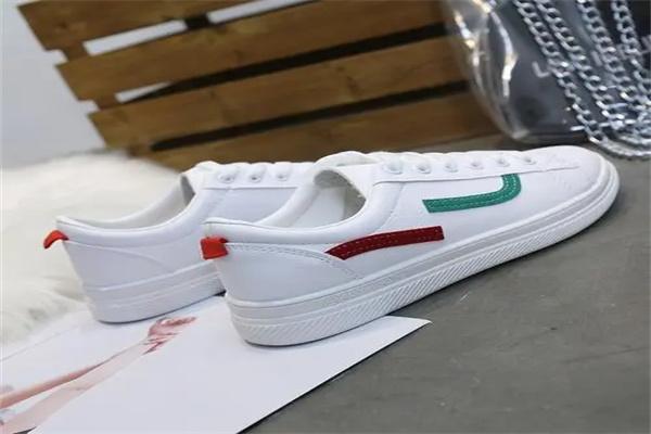 旺上旺鞋业