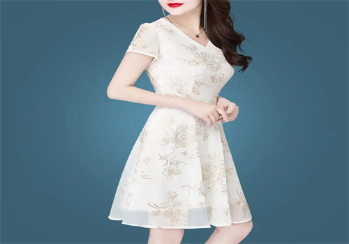 依扬服饰