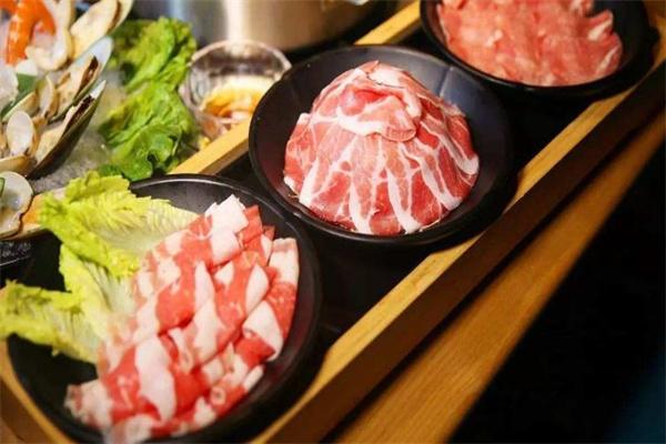 天天鲜潮汕牛肉打边炉火锅