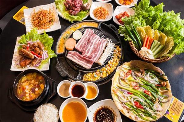 张秀梅烤肉饭