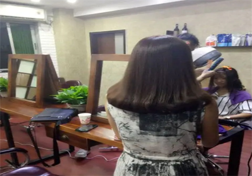 1号连锁美容美发