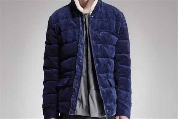 威秀服装加盟