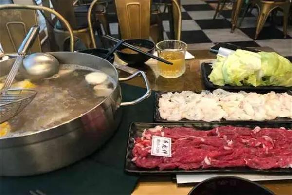 彤顺德海鲜火锅顺义店