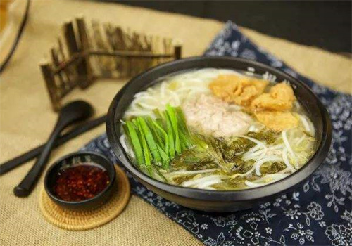 三根葱云南小吃坊
