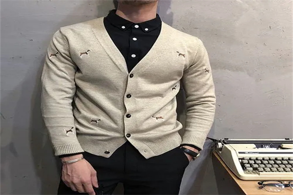男衣邦