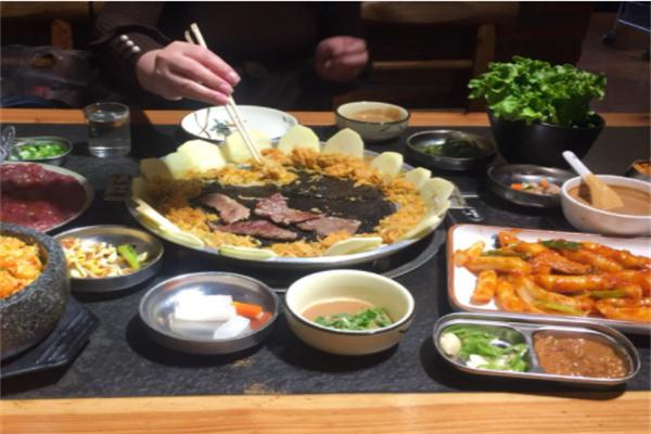 韩山城石板煎肉