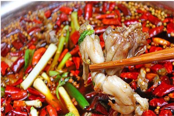 魅惑大咖炭火鱼蛙火锅