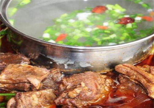 涮羊肉火锅