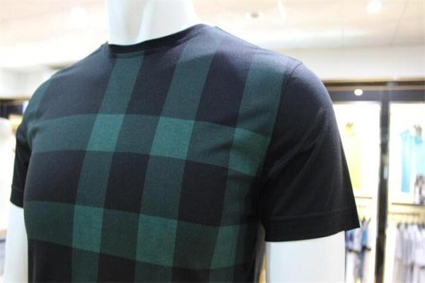 皇卡服饰