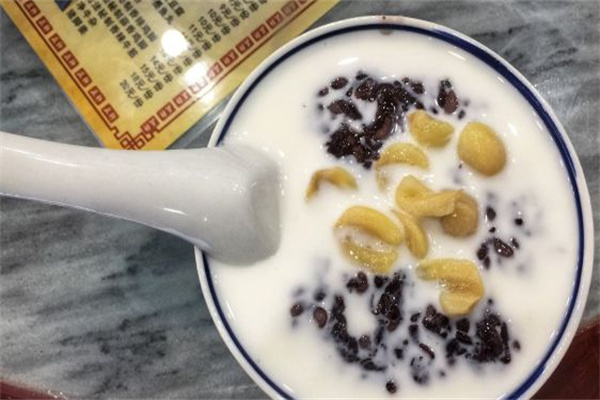 黄氏正轩甜品店