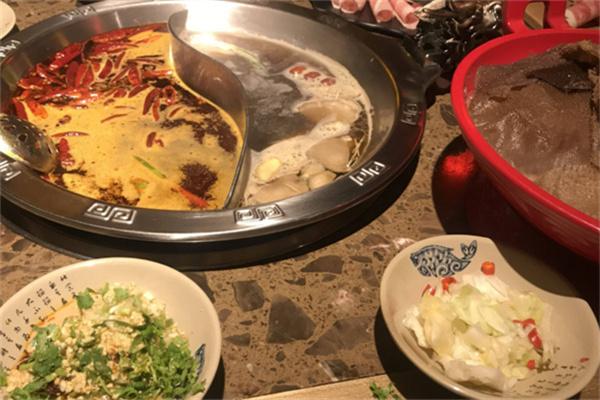 渝城记火锅