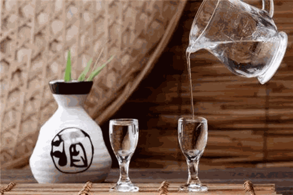红高粱散白酒加盟