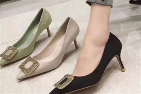 樱桃树女鞋