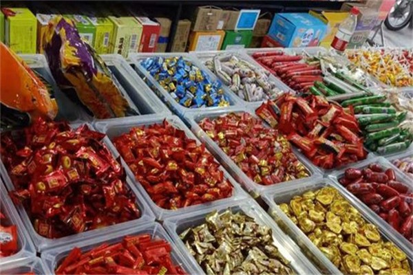 心相知零食店