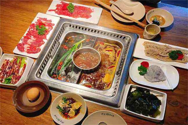 小土鲜货火锅