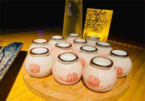 甜酒小镇