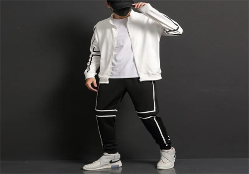 骆驼男装