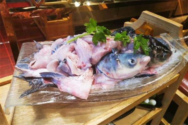 轩鱼馆鲜鱼火锅