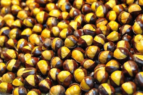 小宝栗子零食加盟