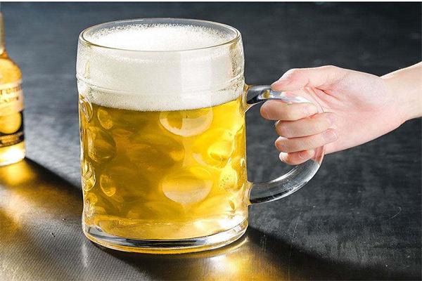 阳春啤酒