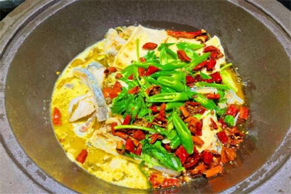 鱼翻天豆腐石锅鱼加盟