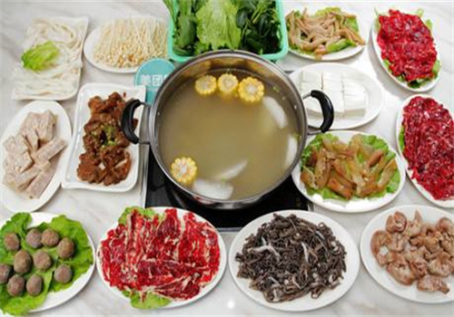 满尖香特色火锅