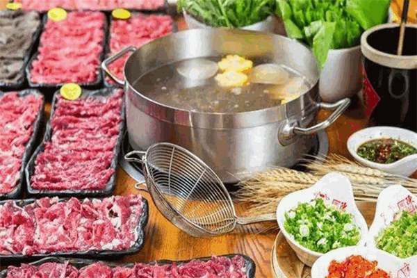 粤来越牛火锅加盟
