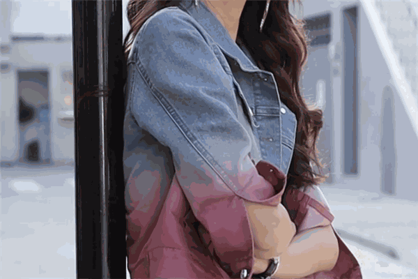 莉雅莉萨女装加盟