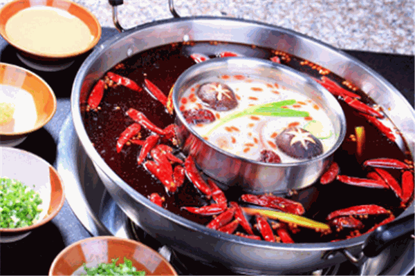 牤牛炖肉火锅加盟