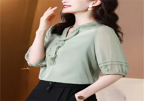 曼露卡女装